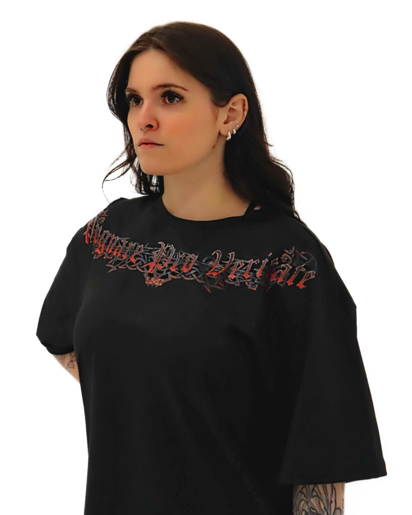 Tenebrae Quae Latent – Premium OVERSIZED T-Shirt
