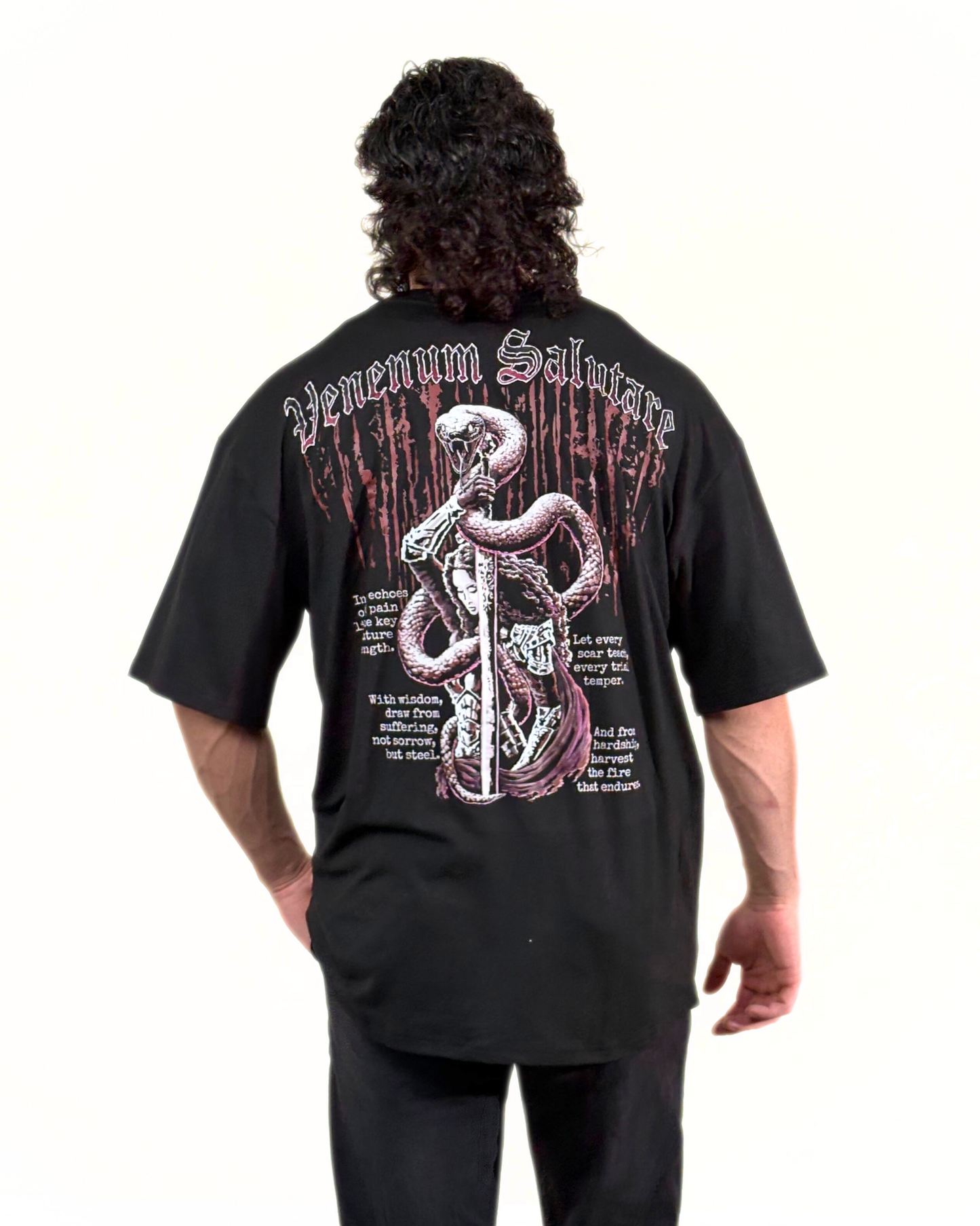 VENENUM SALUTARE – Premium OVERSIZED T-Shirt