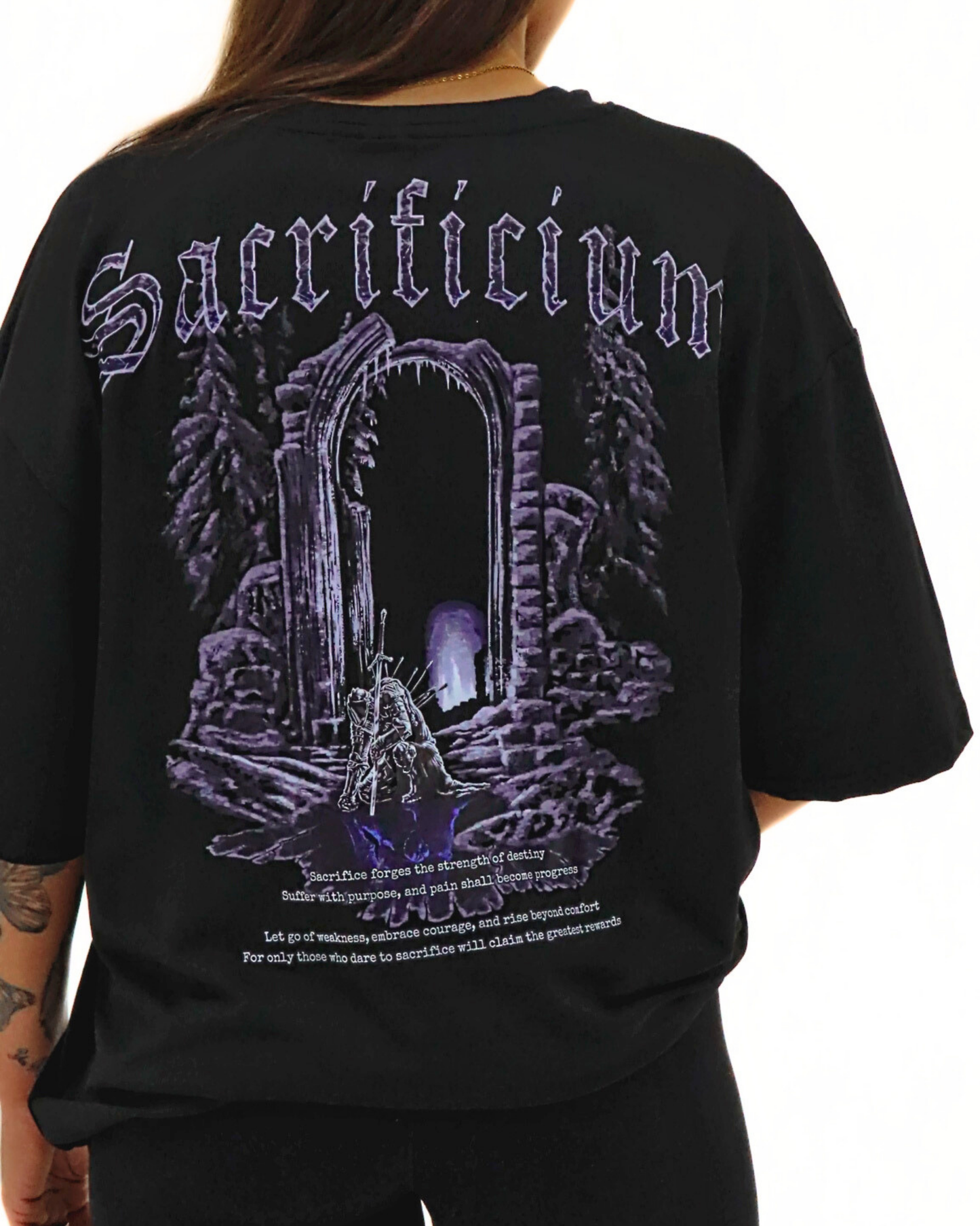 Tenebrae Quae Latent  – Premium OVERSIZED T-Shirt