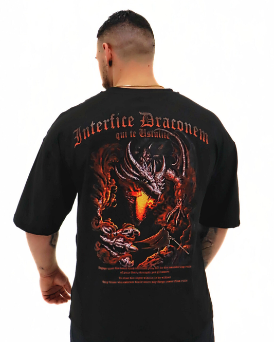 Interfice Draconem – Premium OVERSIZED T-Shirt