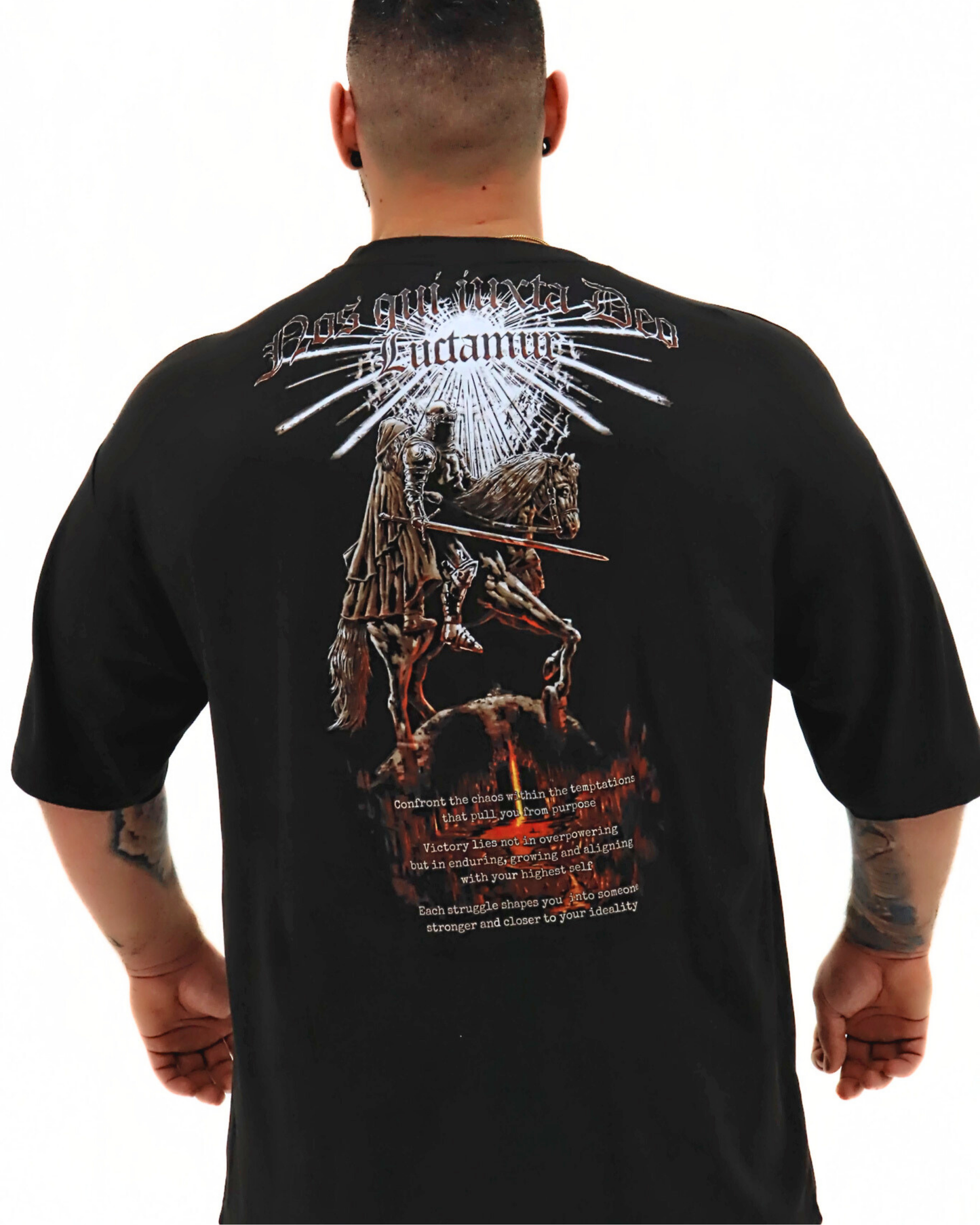 Iuxta Deo Luctamur :  Premium OVERSIZED T-Shirt