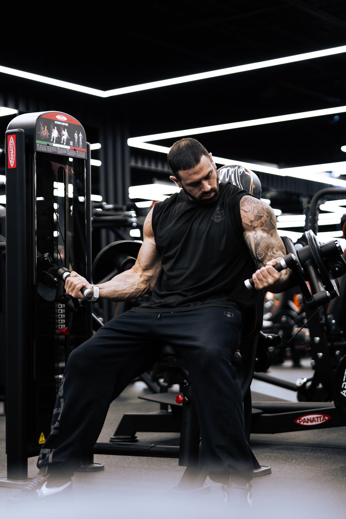 Rise of the Alpha Beast ''Monochrome'' : IFBB Pro Justin Savoie Oversize Tee